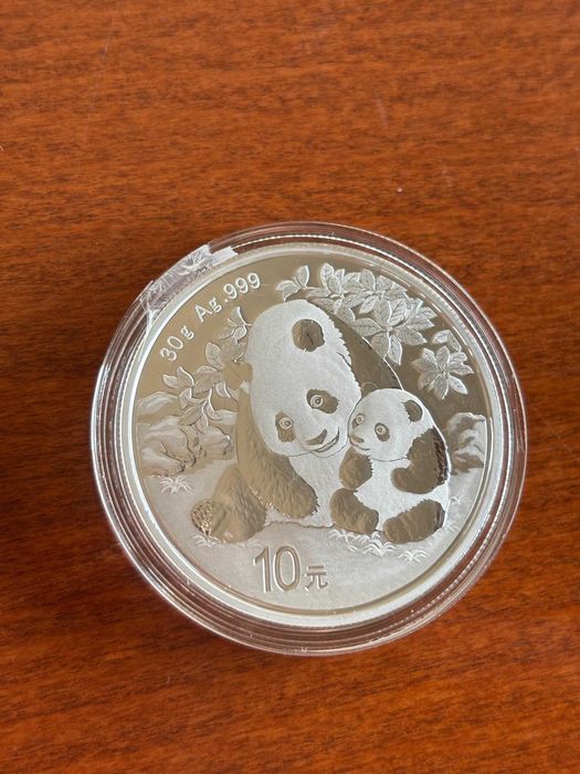 Moeda Chinesa Panda de Prata 2024 – 30g – ¥10 CNY (em cápsula)