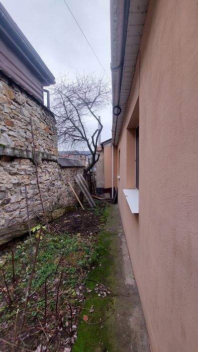 Продам будинок. Вул.Грушевського,70.