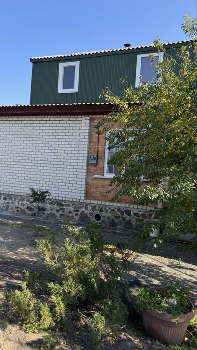 Продам дачу в Чорнявці