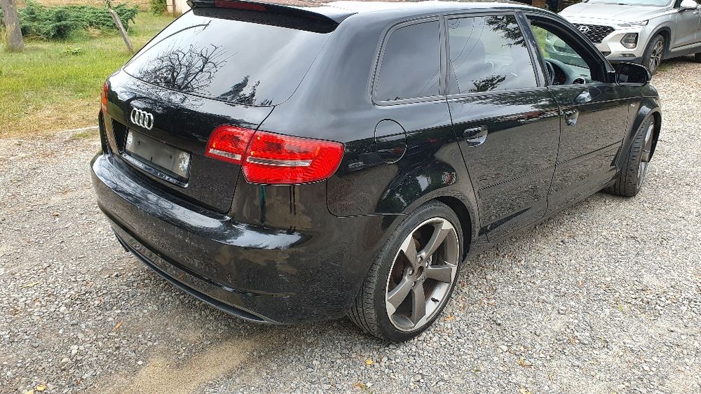 Audi A3 8p lift S-line BLACK EDITION Zderzak Klapa Tył LY9B FELGI r18