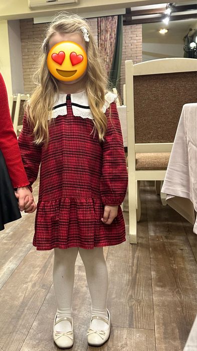 Сукня диятча з комірцем