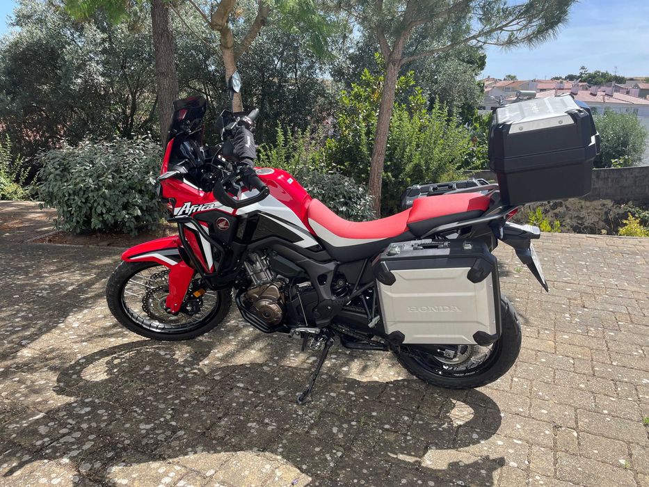 Honda Africa Twin CRF1000L 2018 | 27.000 km | Único Dono | Full Extras