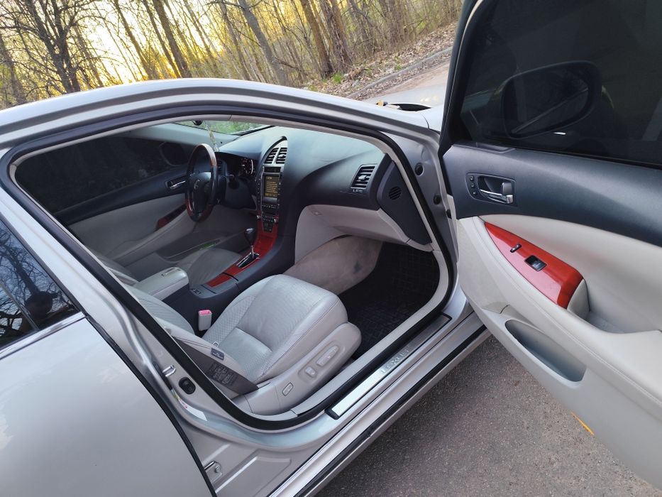 Продам Лексус ЕС 350