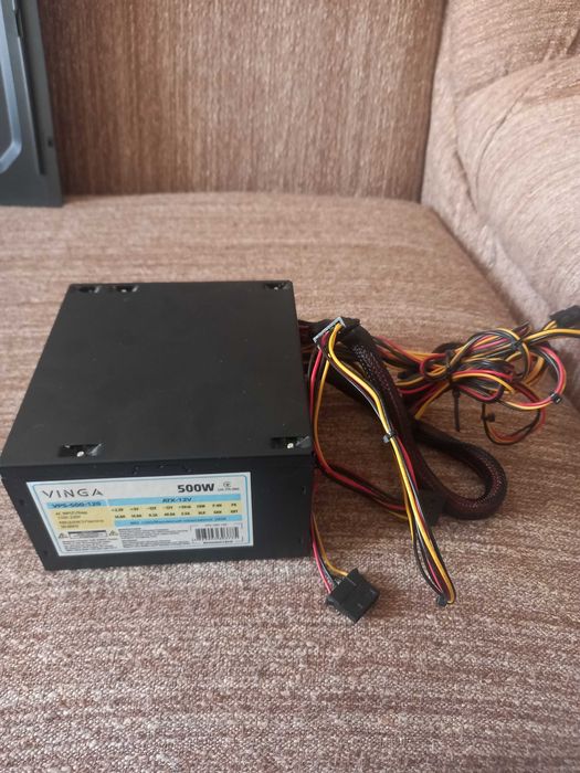 Продаю блок живлення на ПК
