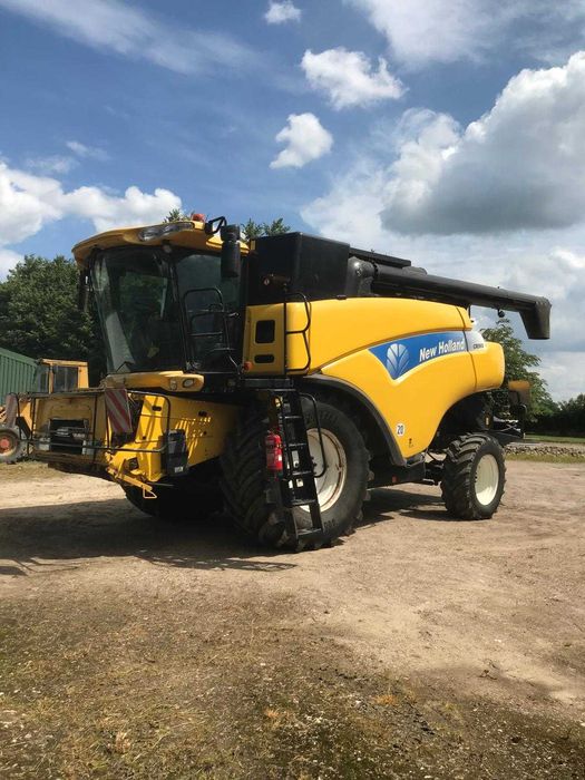 New Holland CR960