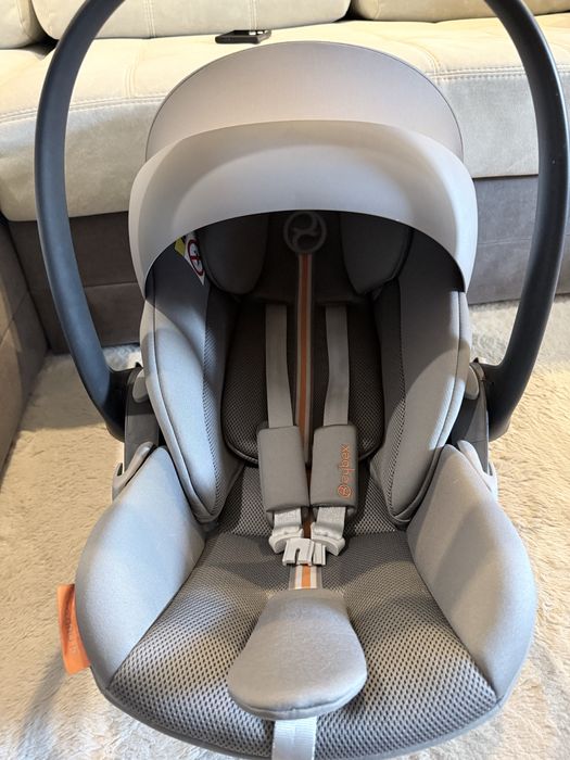 Автокрісло Cybex Cloud G i-size plus lava grey
