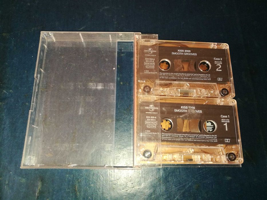 VARIOS - Kiss Smooth Grooves 2000	2XCASSETES ÁUDIO