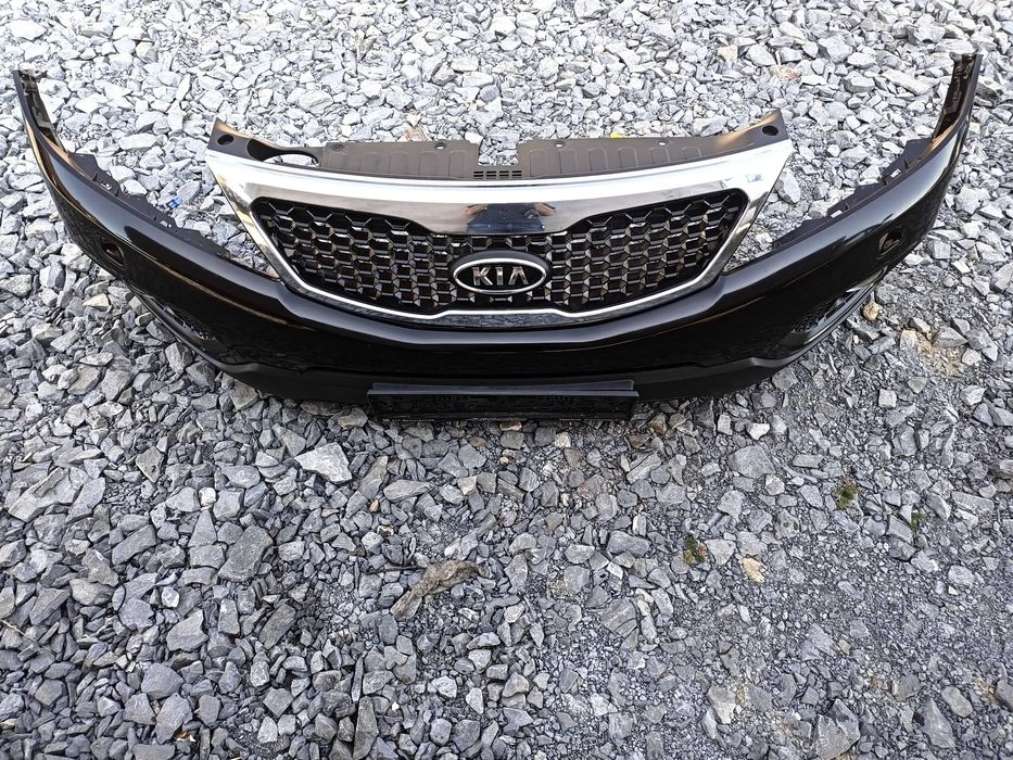 Zderzak przedni przód kompletny grill Kia Sorento II EB