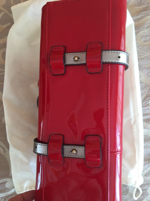 Mala de senhora da marca Chenson.