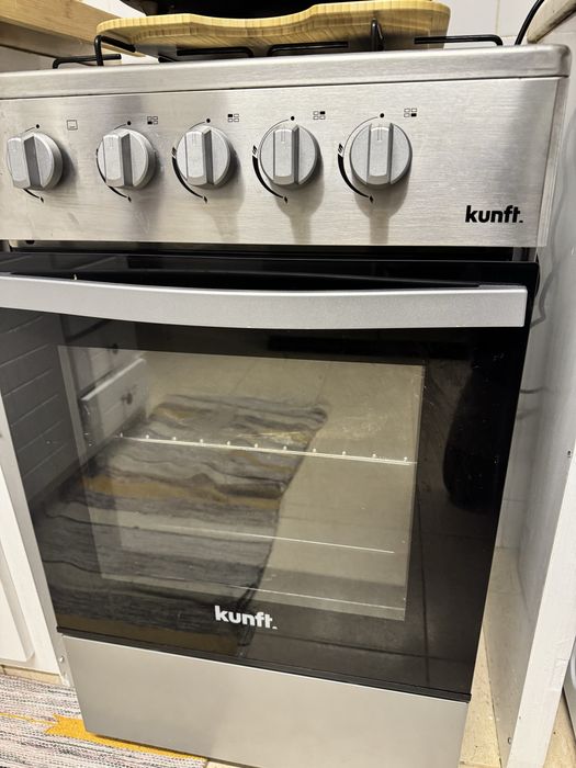 Fogão com 4 meses de uso marca Kunft
