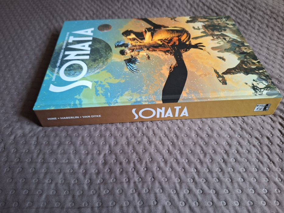 Komiks Sonata, Hine, Heberlin, Van Dyke