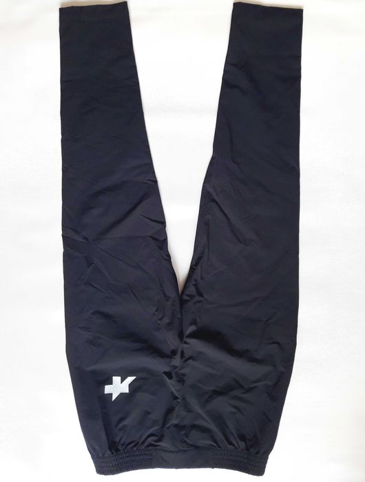Assos signature (S)