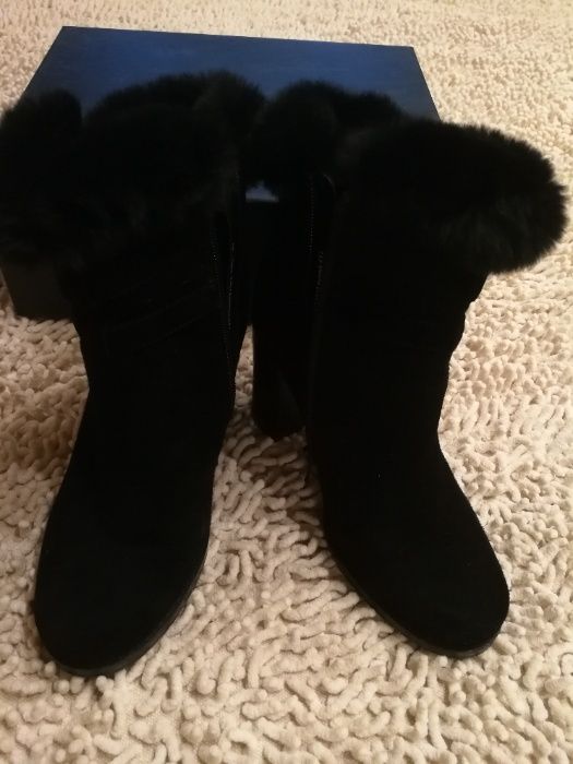 Ботильони braska чорні натур. замш. 37,5 р. зима