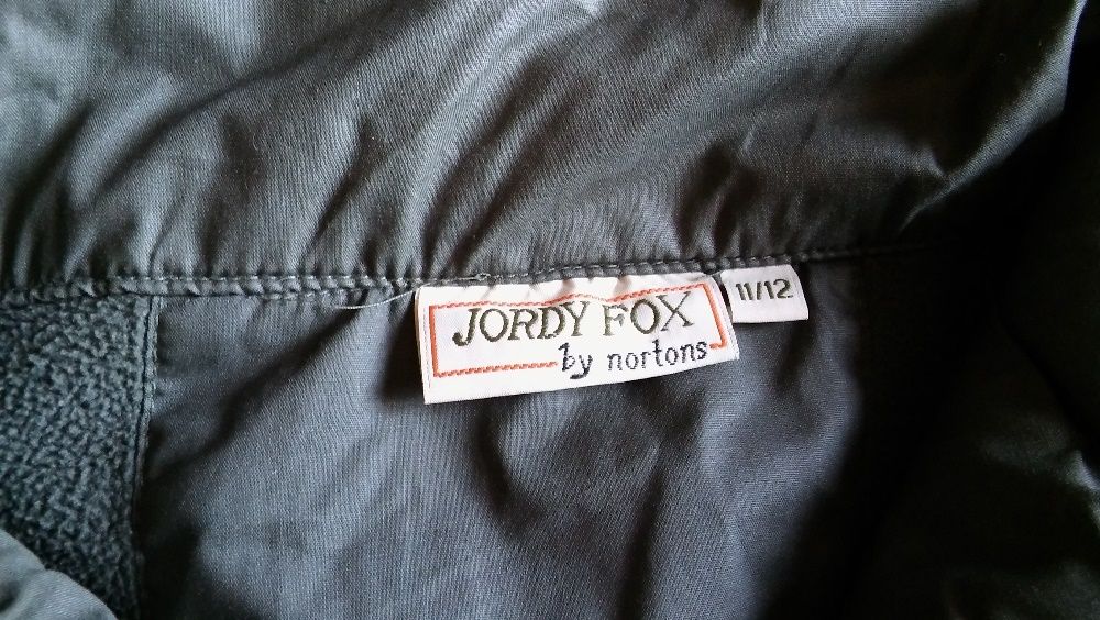 Blusão Jordy Fox tamanho 11 anos