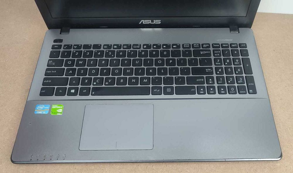 Laptop Asus Intel Core i3 CPU 1.80 Hz 4 GB dysk do laptopa 500 gb