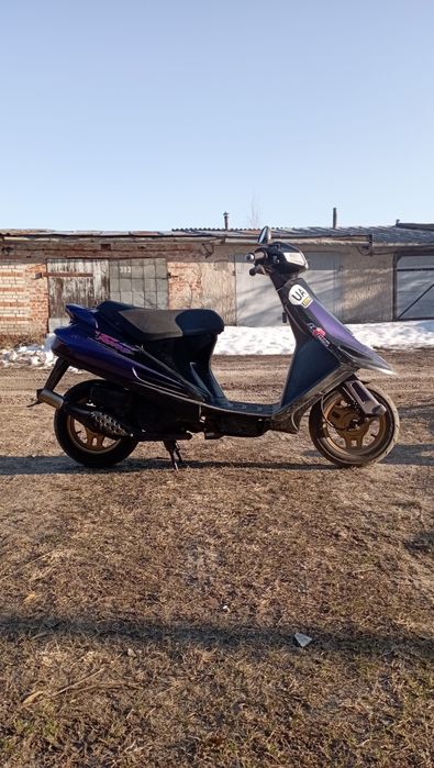Скутер Suzuki adress