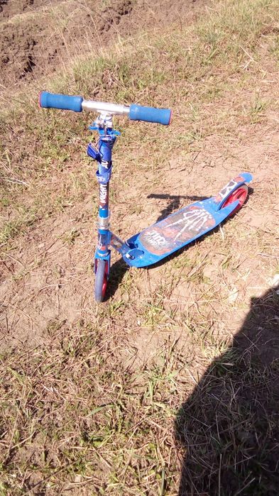 Дитячий самокат новий