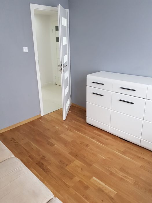 Mieszkanie 4 pokoje kuchna WC łazienka