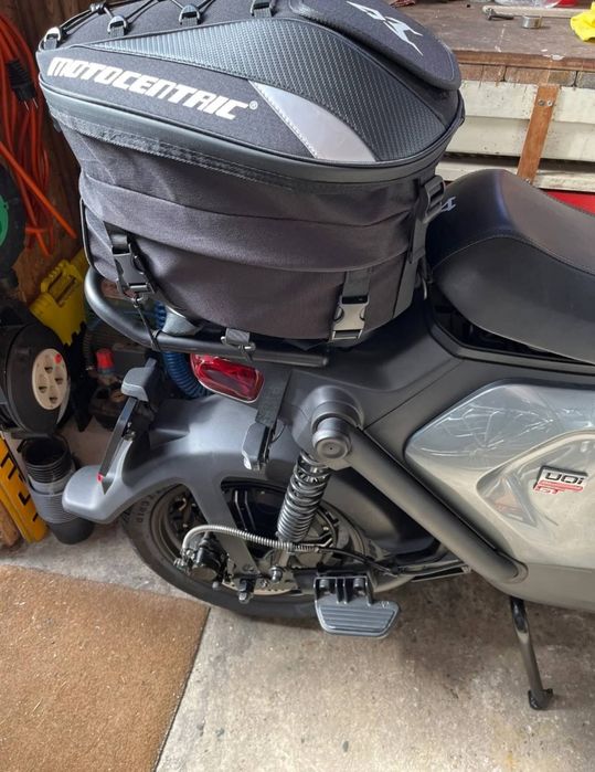 Сумка на мотоцикл 37 л водонепроницаемая мотосумка мото рюкзак