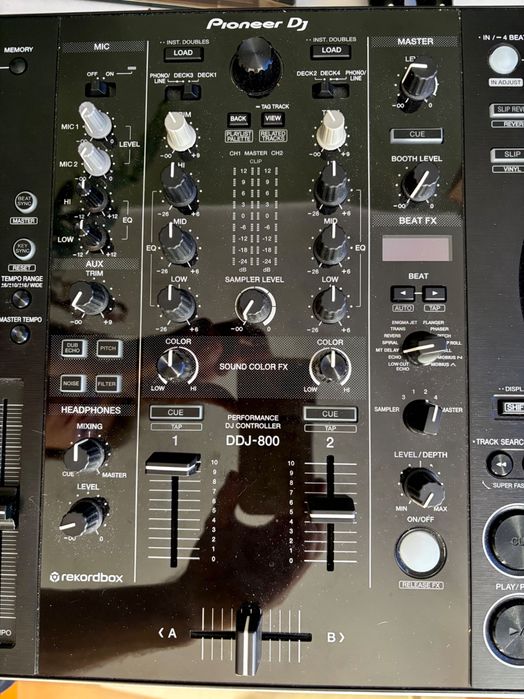 Pioneer DDJ 800, kontroler + oryginalny karton