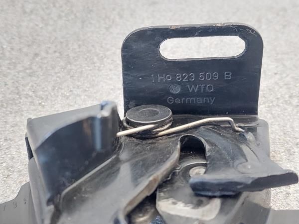 Fechadura / fecho da mala VOLKSWAGEN Polo (6N)