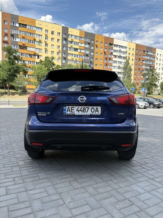Продам Nissan Rogue Sport 2018