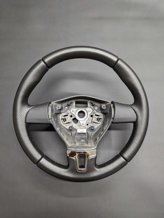 Kierownica Volkswagen T5 / Passat B7  świeżo obszyta