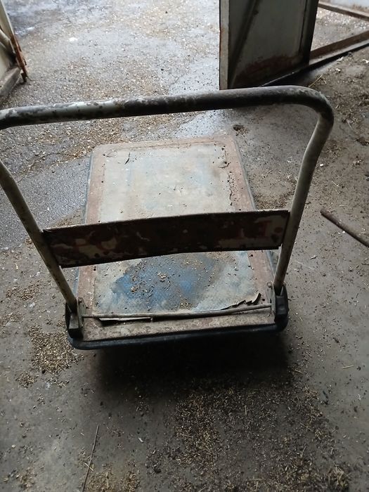 Sprzedam wózek transportowy