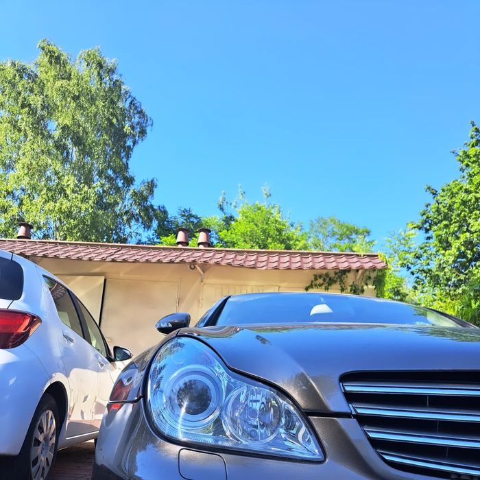 Polerowanie reflektorów z dojazdem lub pełna regeneracja u nas