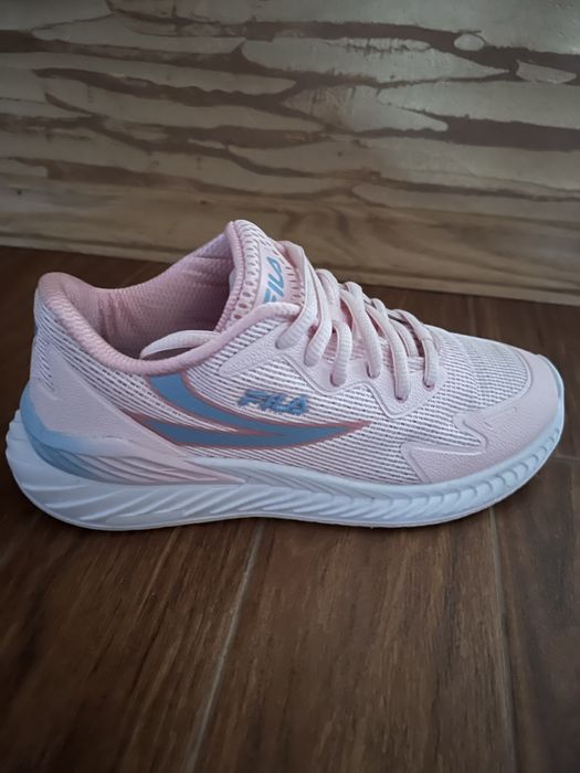 Кросівки жіночі ( підліткові)