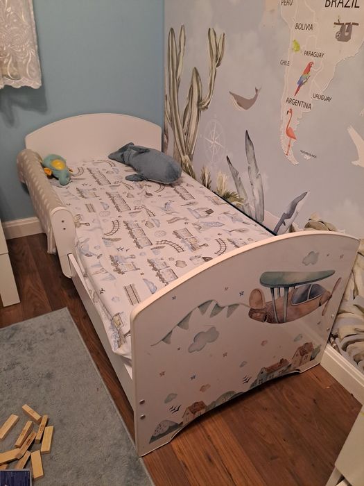 Łóżeczko, łóżko z samolotem chłopięce z materacem 70x140