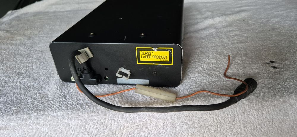 Zmieniarka 6 CD. BMW e34. e32