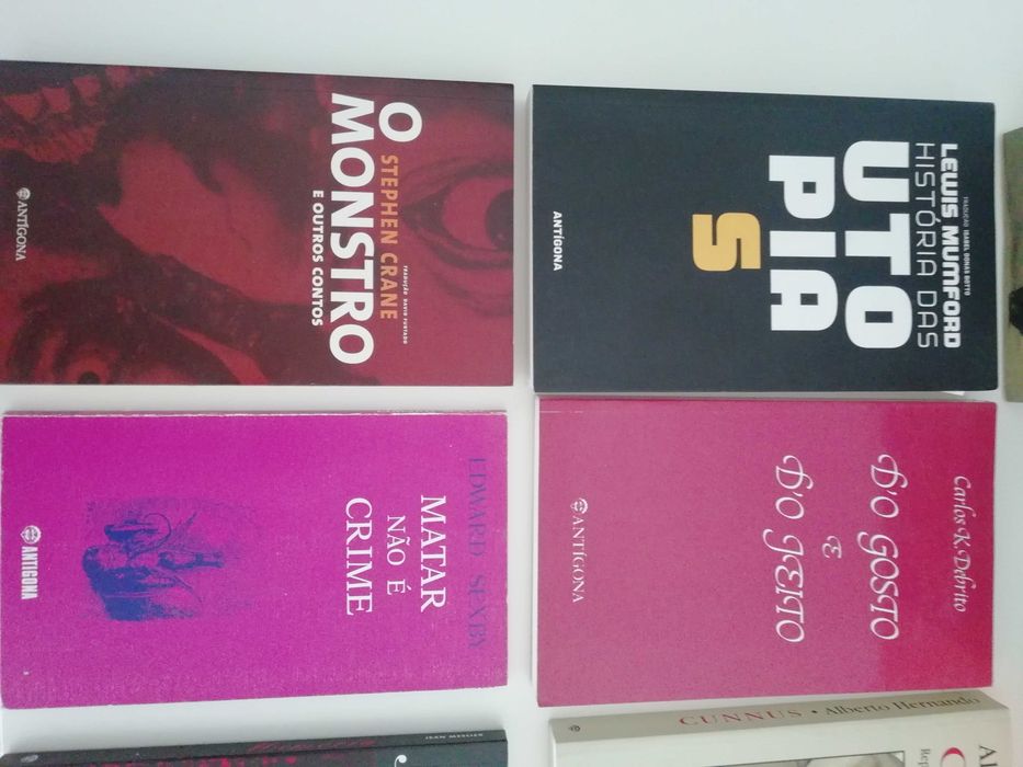 Antígona - livros vários