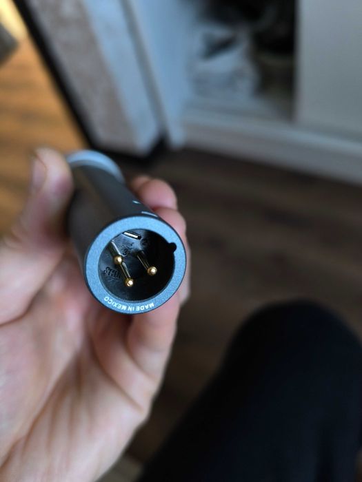 Shure beta 57A мікрофон