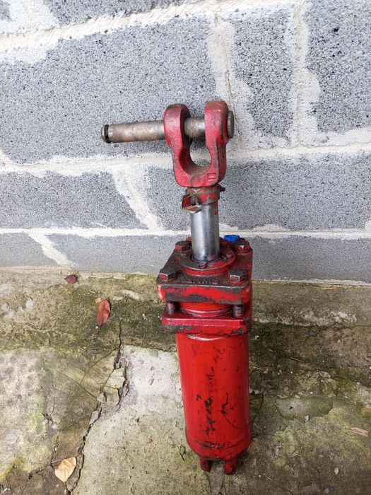 Гідроцеліндр навести МТЗ