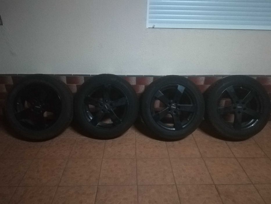 Vendo jantes e pneus 18