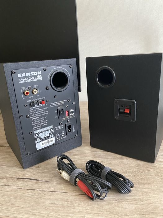 Студійні монітори Samson Media One 3A, колонки