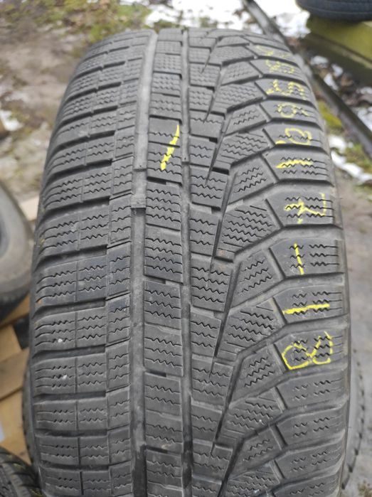 Шины зима 225/60R17.
