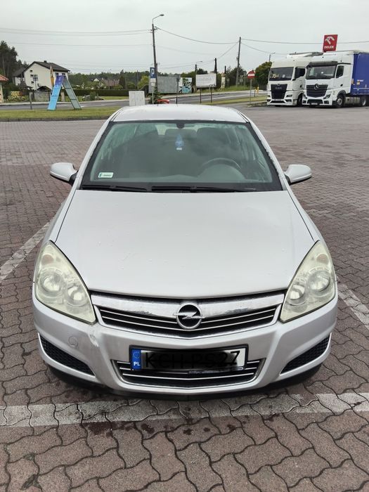 Opel Astra H Hatchback