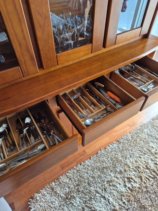 Móvel Sala Louceiro - Cerejeira