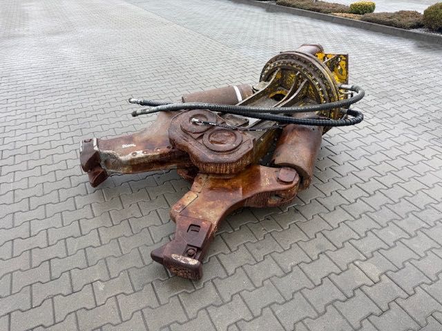 atlas copco nożyce do żelbetu waga 2600 kg