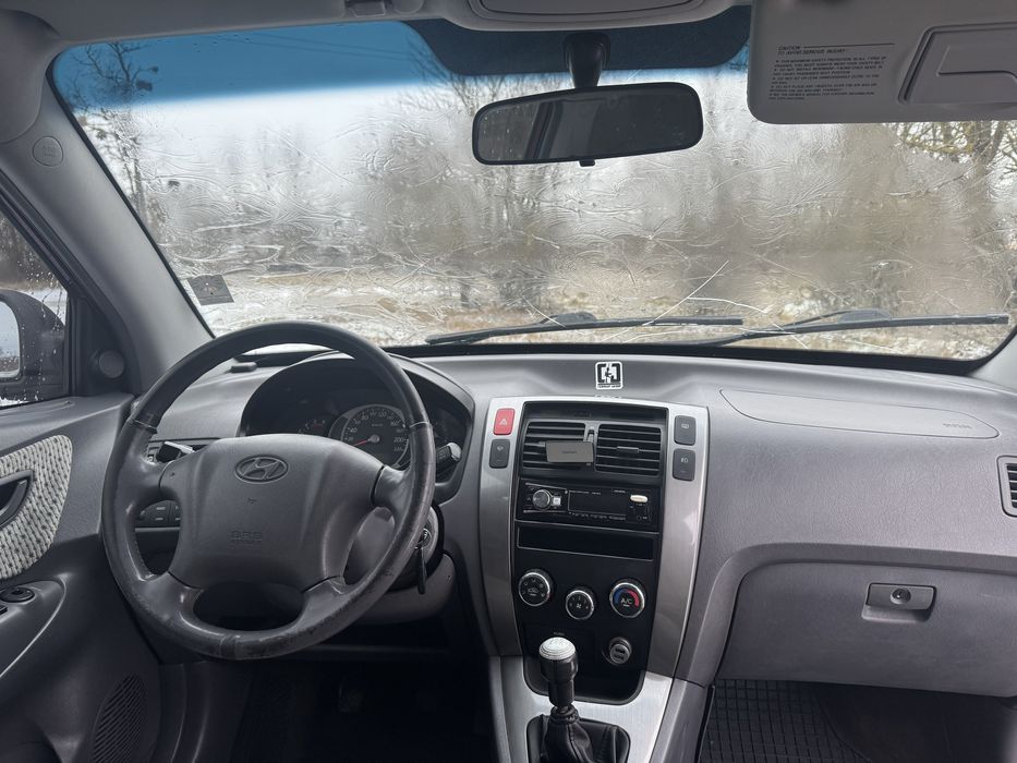 Туксон 2 літра дизель повністю на ходу.