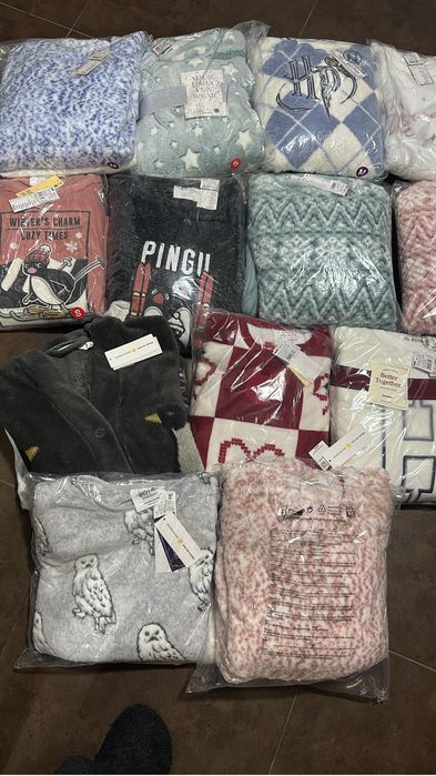 Pijamas novos 15€ cada