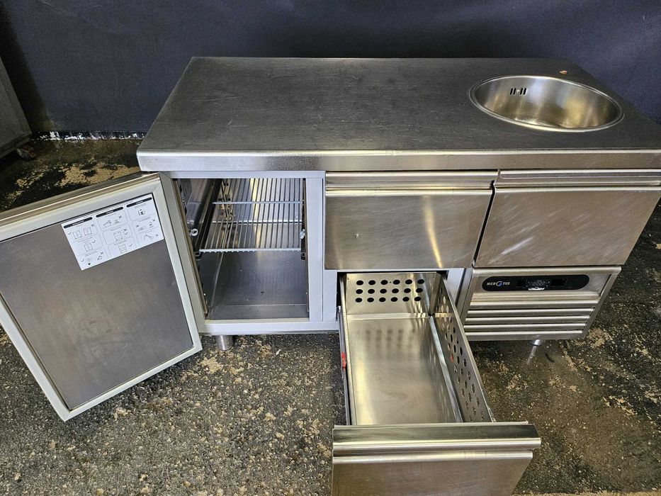 Bancada refrigerada com lava loiça