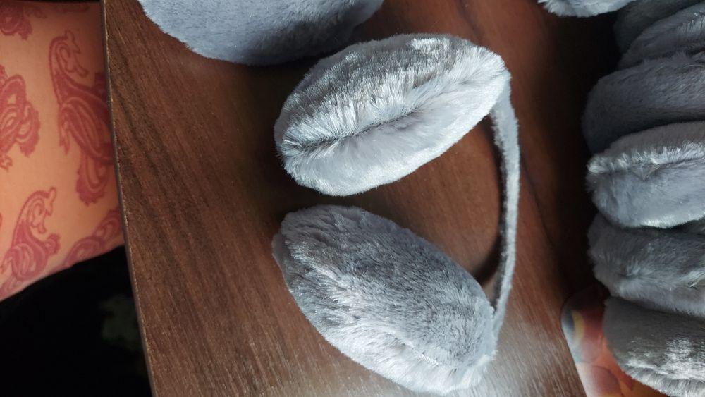 Меховые детские наушники