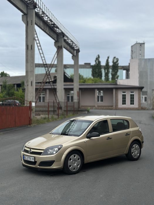 Опель Астра 1.6 бензин