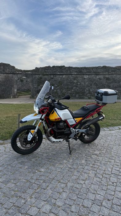 Moto guzzi V85TT