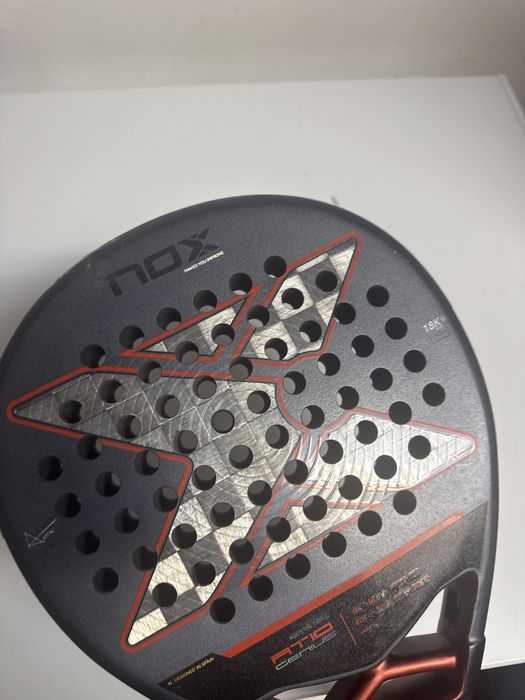 Raquete Padel Nox Tapia 18k 2025