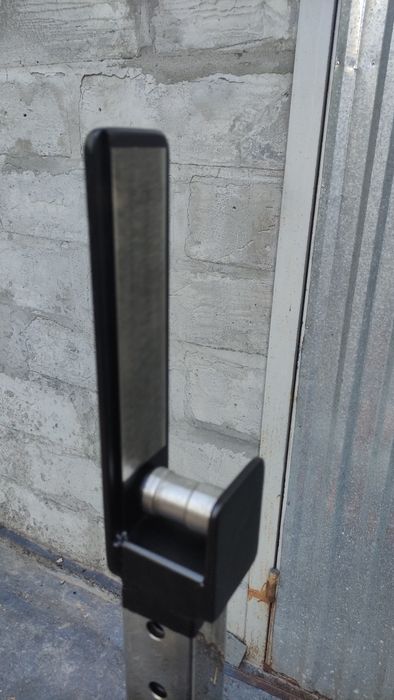 Стойки ,скамья для  жима лёжа.Жим горизонтальный