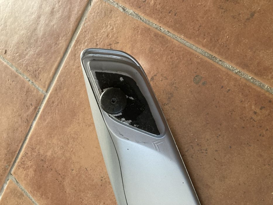 Aileron citroen saxo de aplicar no vidro